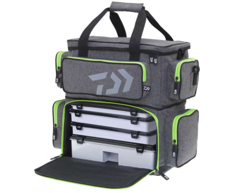Чанта за примамки DAIWA PROREX D-BOX TACKLE BAG M/L с три D-кутии за риболовни принадлежности.