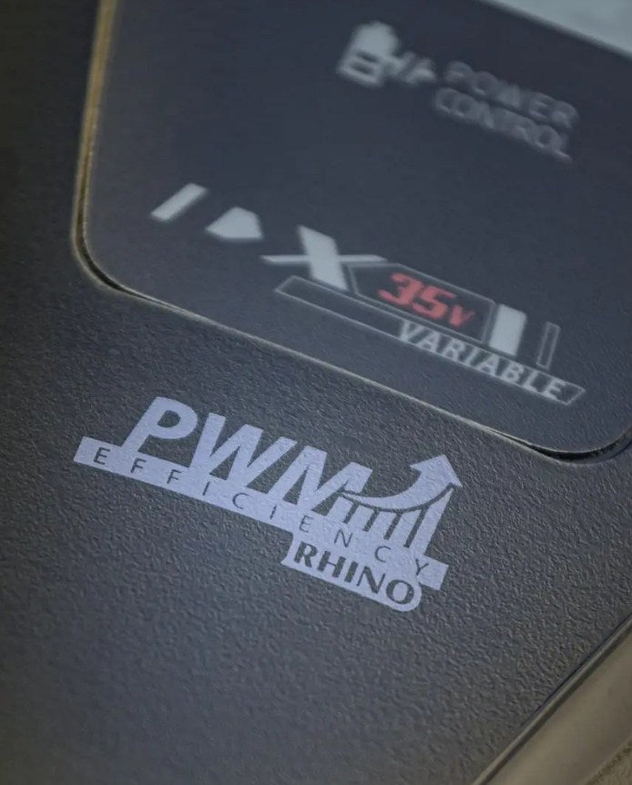 Електрически двигател RHINO DX55V ELECTRIC OUTBOARD MOTOR 106cm PWM efficiency control panel detail