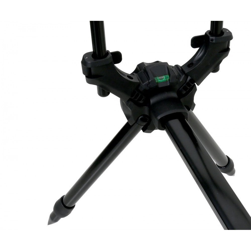 Rod Pod CARP PRO CP24017, close-up of the tripod base with adjustable legs and level bubble.