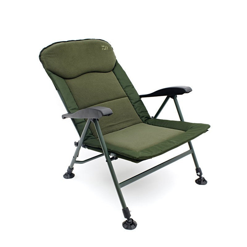 Сгъваем стол DAIWA Black Widow Adjustable Arm Chair