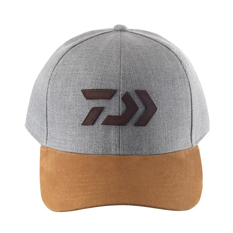 Шапка с козирка DAIWA D-Vec Cap - Sport Grey / Suede с модерен дизайн и велурена периферия.