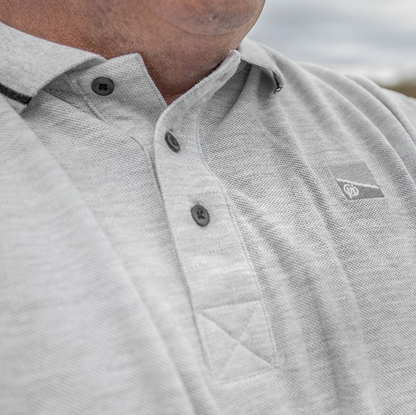 Тениска PRESTON Grey Polo Shirt - XXL, светло сива тениска с яка и елегантни бродирани детайли.