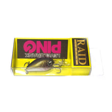 Воблер RAID LEVEL CRANK PING - 3.25cm/3.5gr - Floating in packaging showing design and color features.